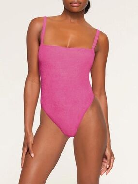 skims terry cloth bodysuit in watermelon